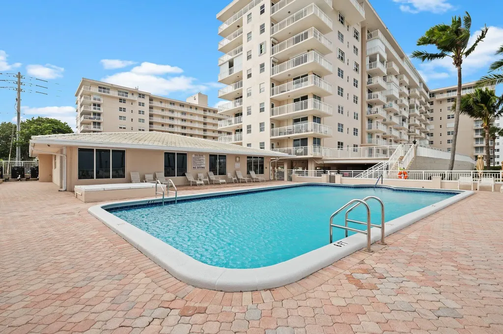 1050 Hillsboro Mile Hillsboro Beach FL 33062