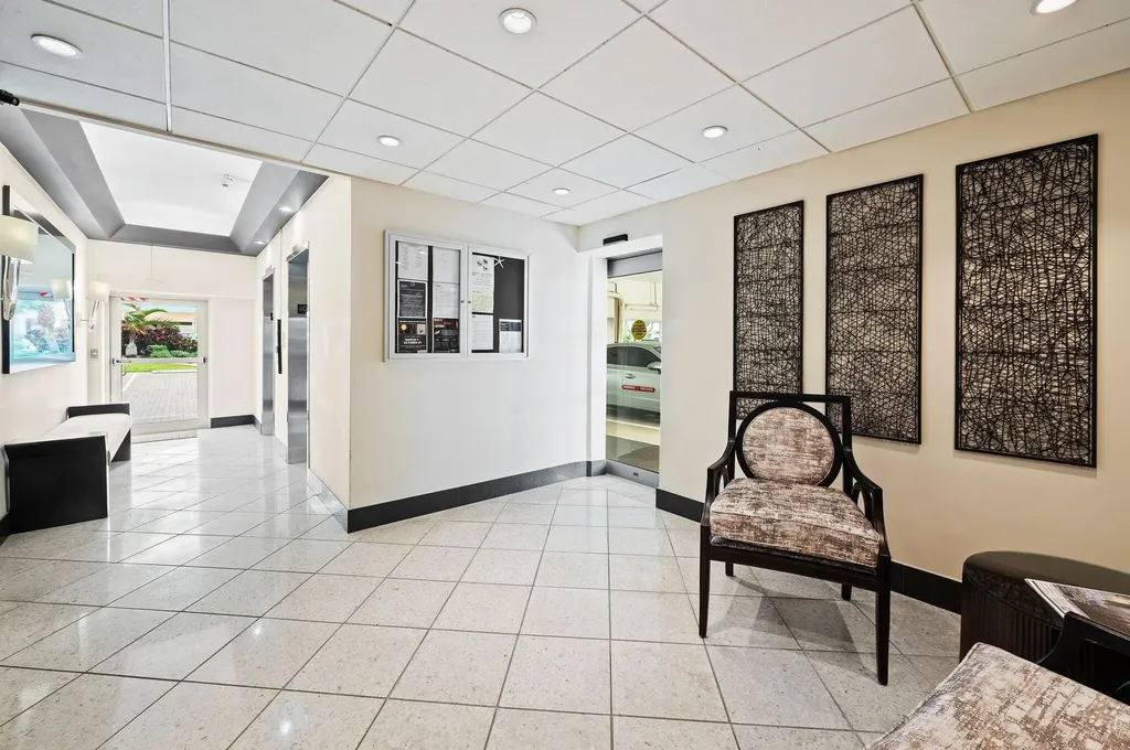 1050 Hillsboro Mile Hillsboro Beach FL 33062