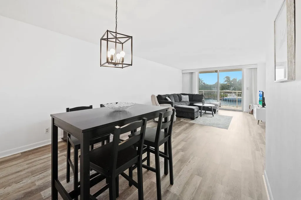 1050 Hillsboro Mile Hillsboro Beach FL 33062