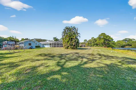 5609 SE Lamay Drive Stuart FL 34997
