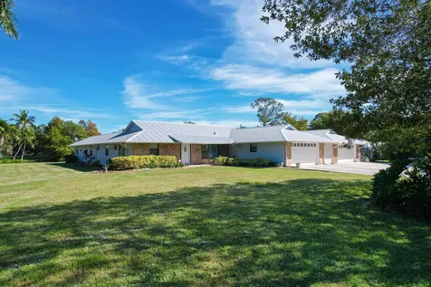 5609 SE Lamay Drive Stuart FL 34997
