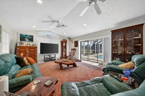 5609 SE Lamay Drive Stuart FL 34997