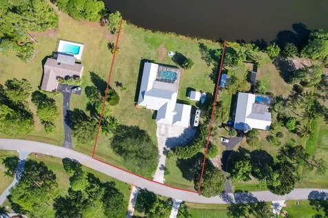 5609 SE Lamay Drive Stuart FL 34997