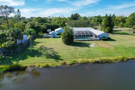 5609 SE Lamay Drive Stuart FL 34997