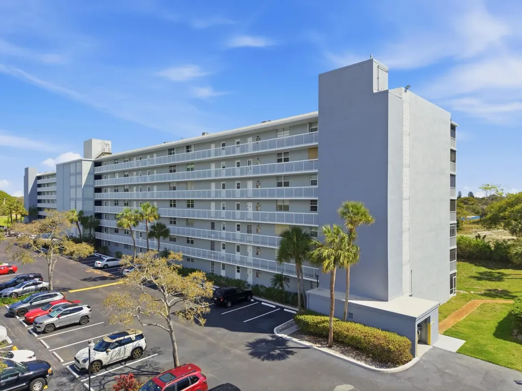 5700 NW 2nd Avenue Boca Raton FL 33487