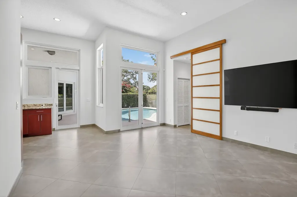 2647 Miller Court Weston FL 33332