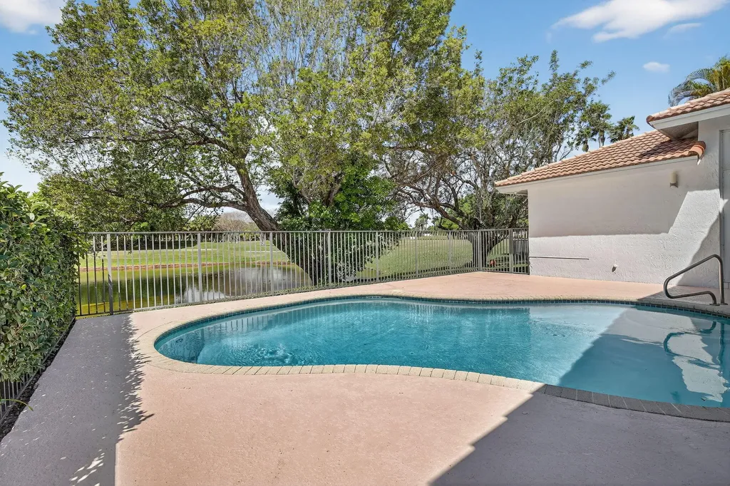 2647 Miller Court Weston FL 33332