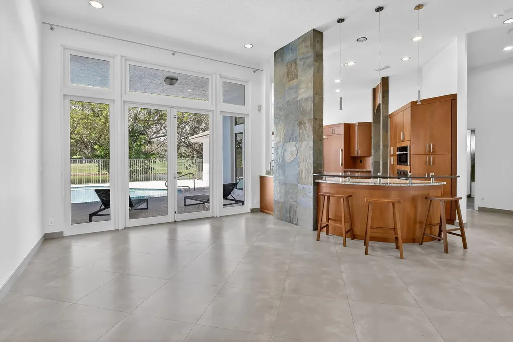 2647 Miller Court Weston FL 33332