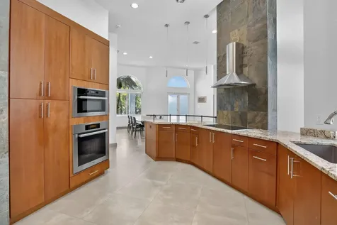 2647 Miller Court Weston FL 33332