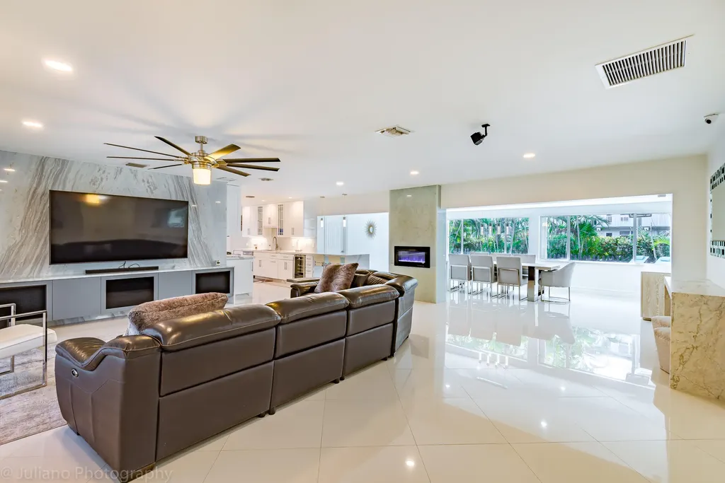 1510 SE 14th Court Deerfield Beach FL 33441