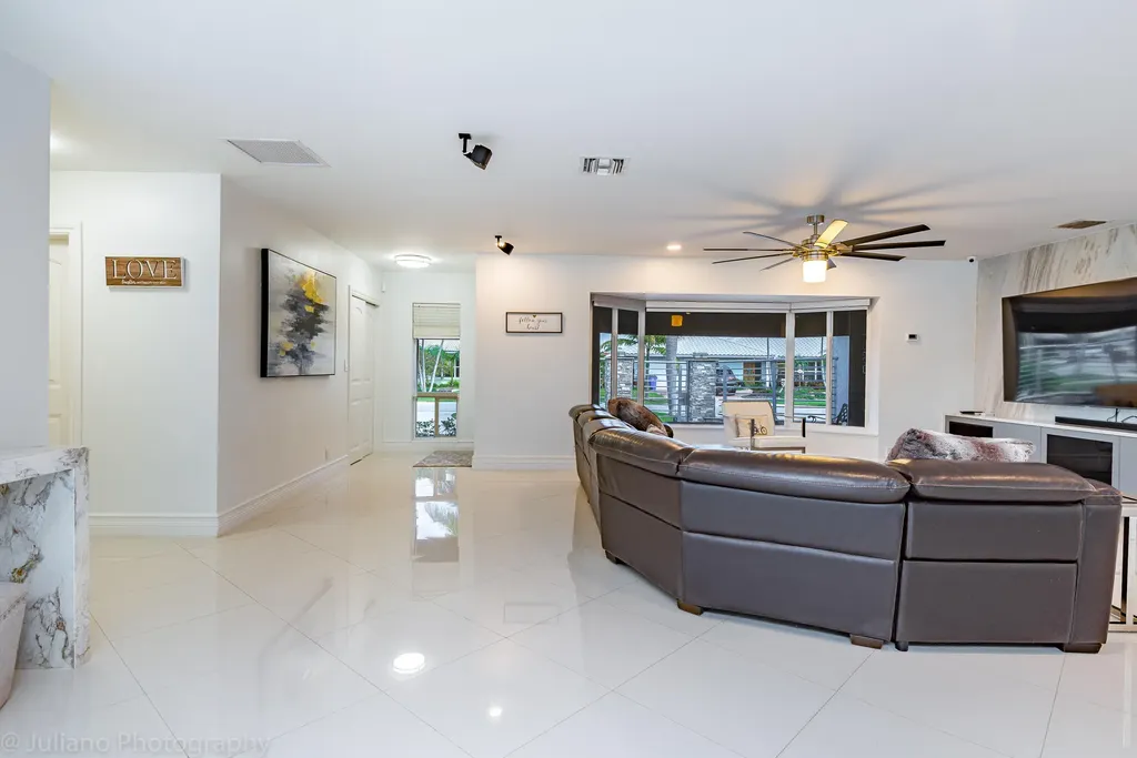 1510 SE 14th Court Deerfield Beach FL 33441