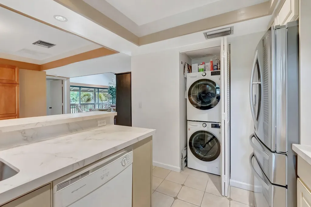 7067 Rain Forest Drive Boca Raton FL 33434