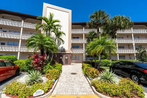 3201 Portofino Point Coconut Creek FL 33066