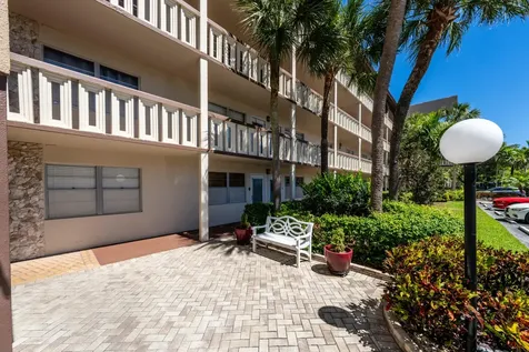 3201 Portofino Point Coconut Creek FL 33066