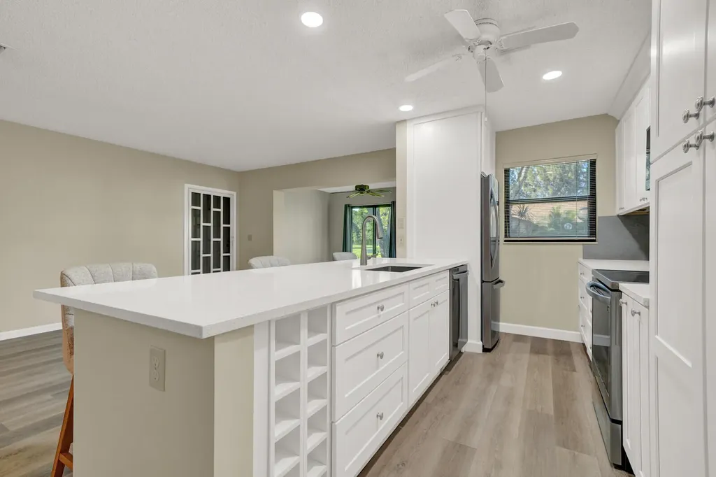 5270 Nesting Way Delray Beach FL 33484