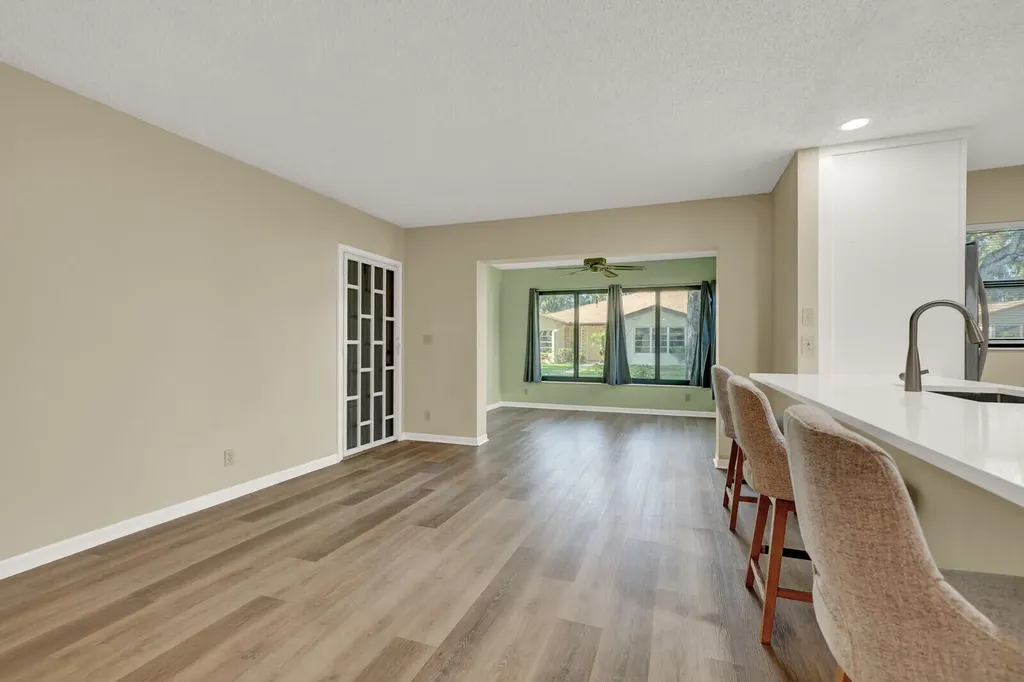 5270 Nesting Way Delray Beach FL 33484