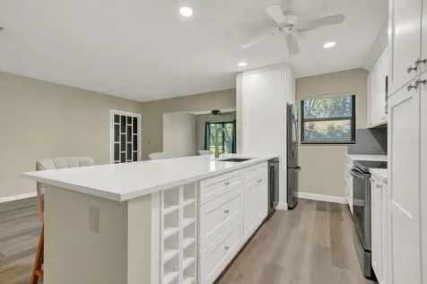 5270 Nesting Way Delray Beach FL 33484