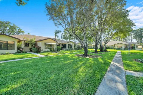 5270 Nesting Way Delray Beach FL 33484