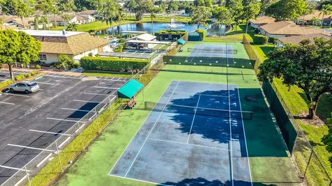 5270 Nesting Way Delray Beach FL 33484