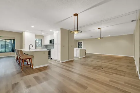 5270 Nesting Way Delray Beach FL 33484