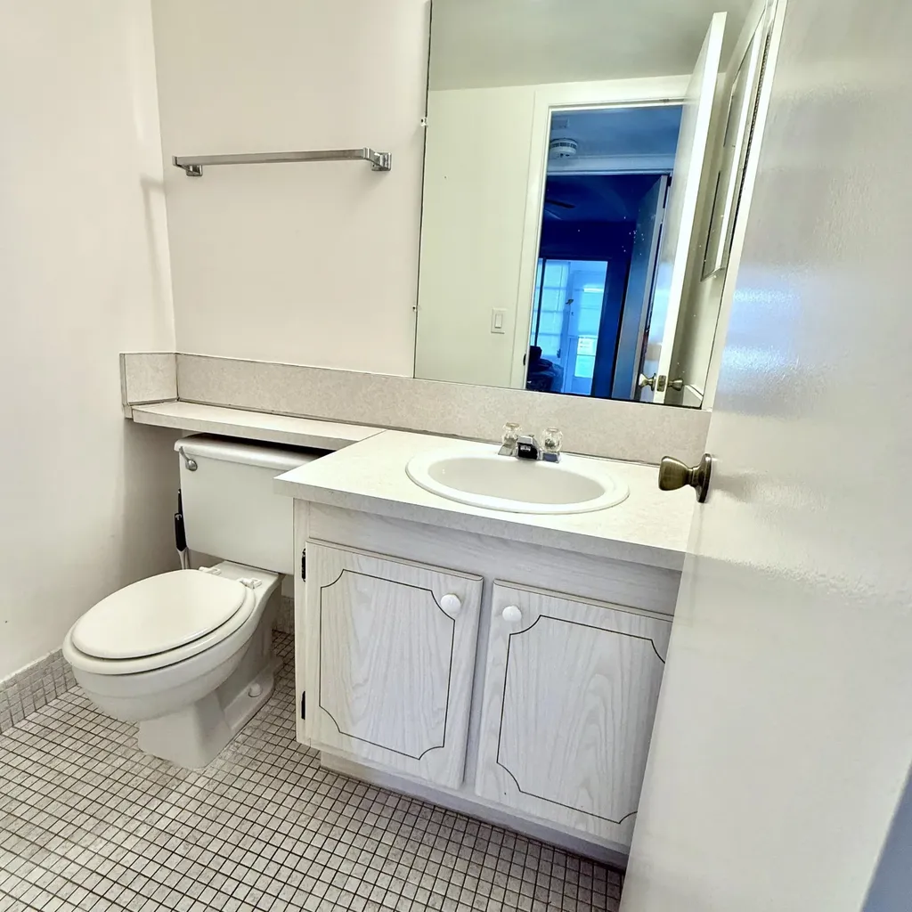 281 N Tilford N Deerfield Beach FL 33442