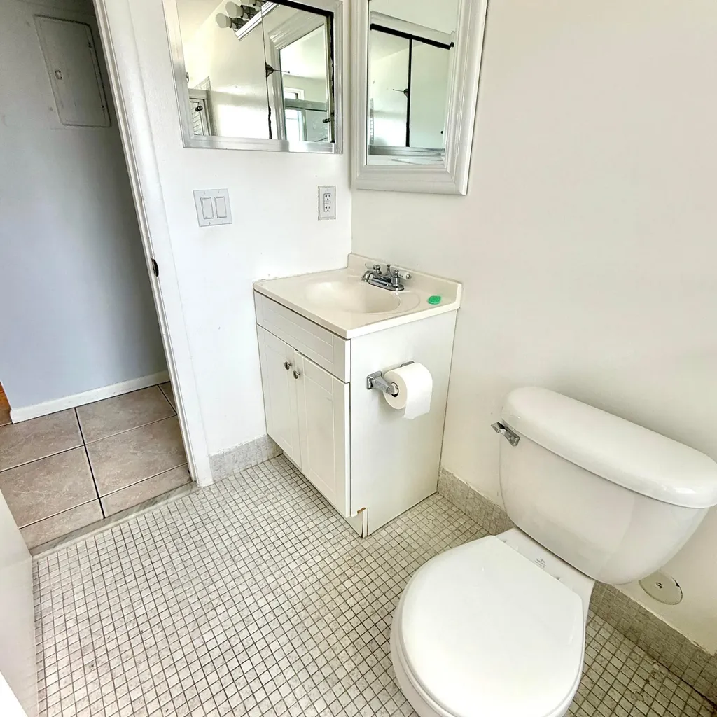 281 N Tilford N Deerfield Beach FL 33442