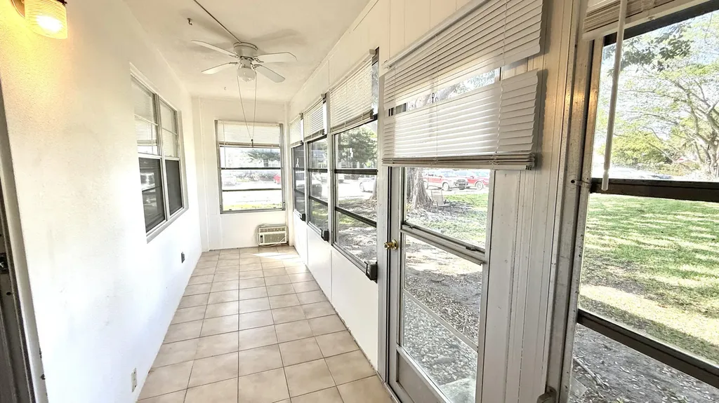 281 N Tilford N Deerfield Beach FL 33442