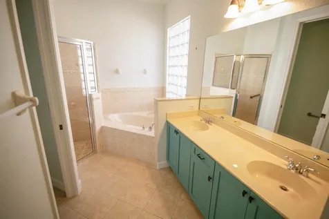 385 NW Sheffield Circle Port St Lucie FL 34983