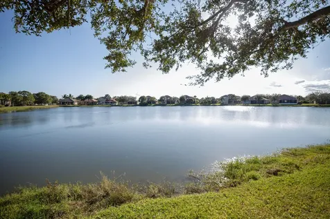 385 NW Sheffield Circle Port St Lucie FL 34983