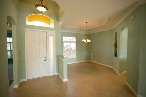 385 NW Sheffield Circle Port St Lucie FL 34983
