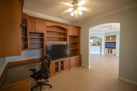 385 NW Sheffield Circle Port St Lucie FL 34983