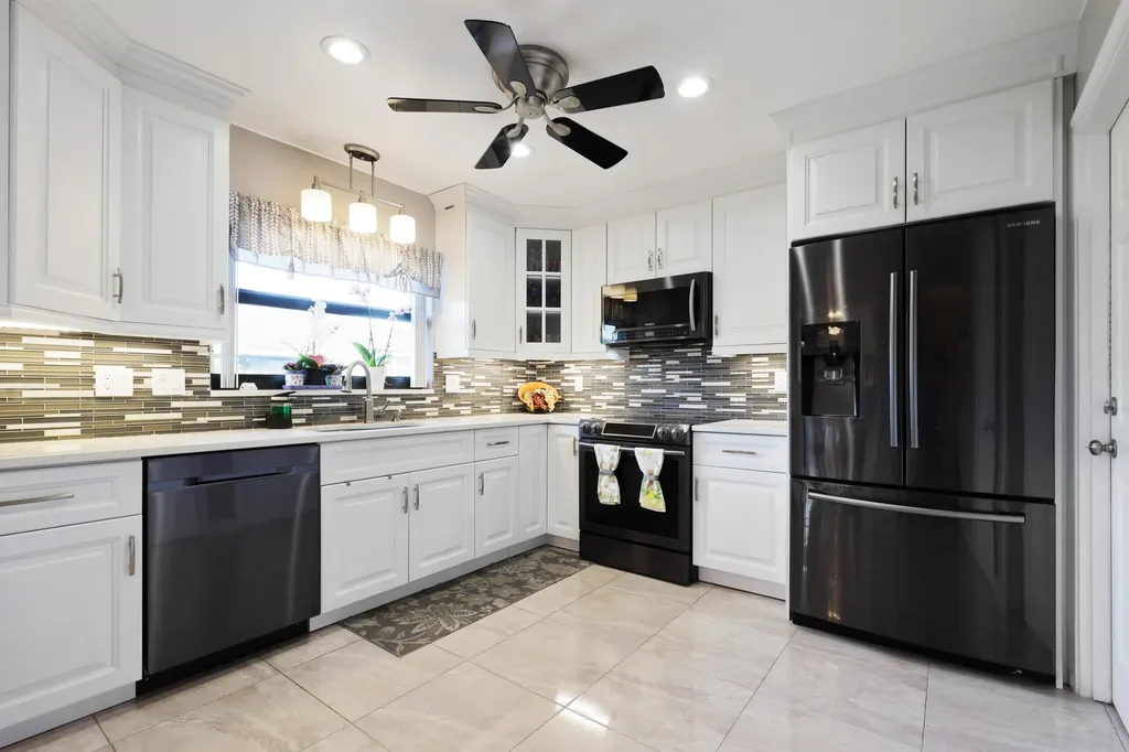 9860 Chestnut Tree Terrace Boynton Beach FL 33436