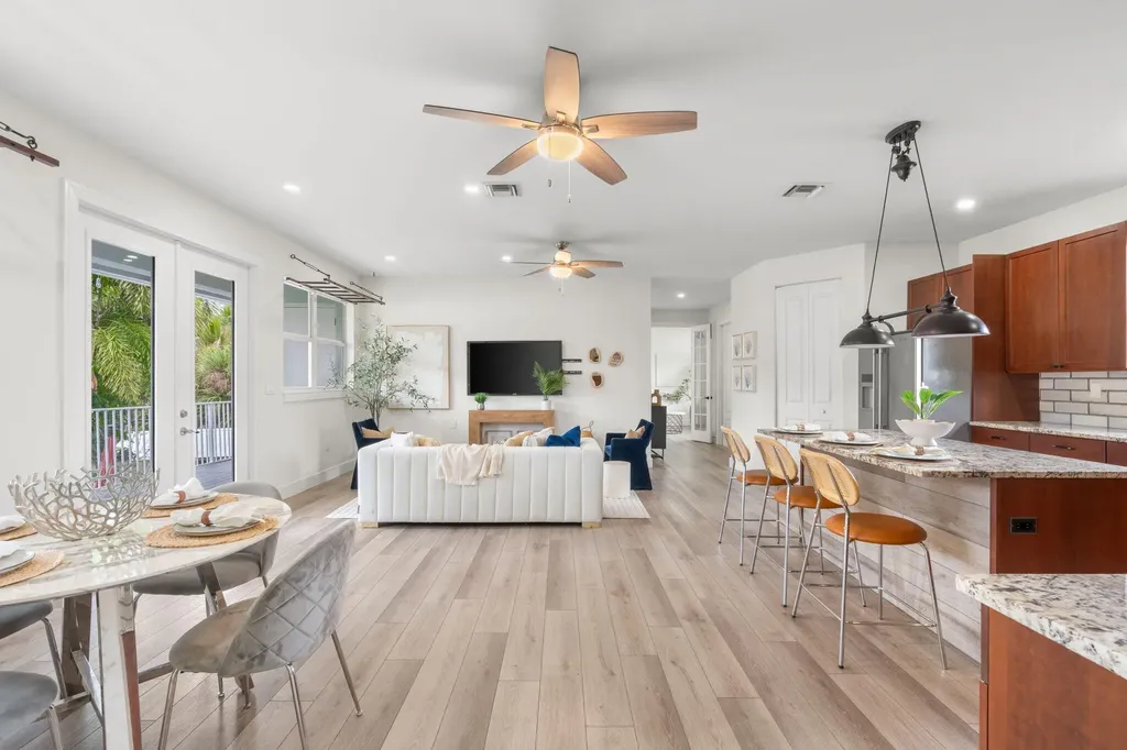 Boynton Beach FL, 2510 N Lake Drive Drive N