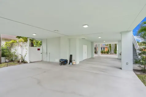 2510 N Lake Drive Drive N Boynton Beach FL 33435