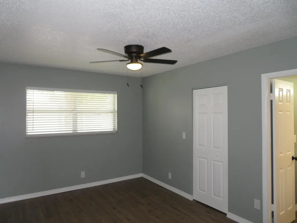 135 Lake Carol Drive E West Palm Beach FL 33411