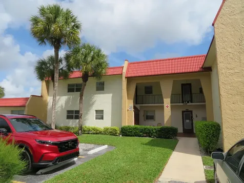 135 Lake Carol Drive E West Palm Beach FL 33411