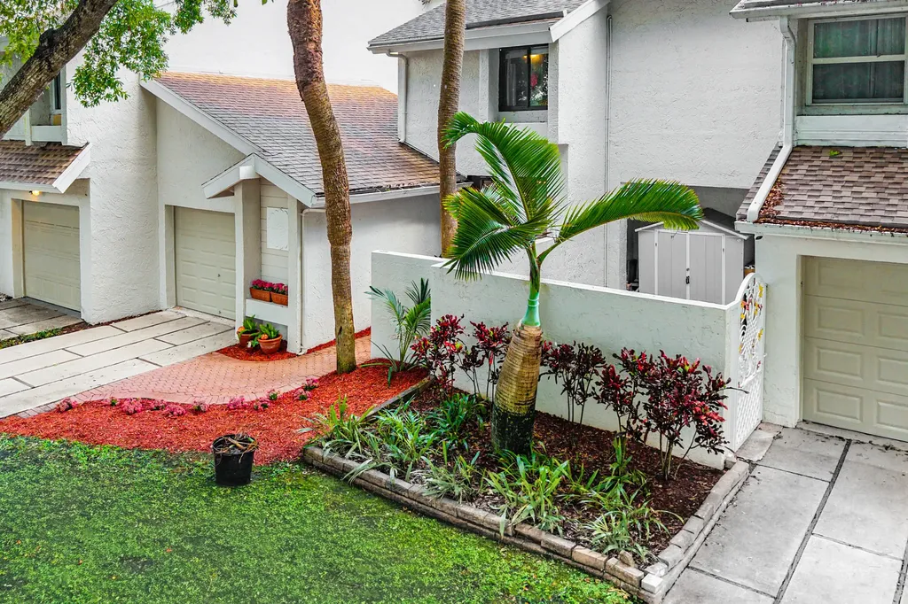 6595 Parkview Drive Boca Raton FL 33433