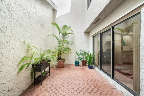 6595 Parkview Drive Boca Raton FL 33433