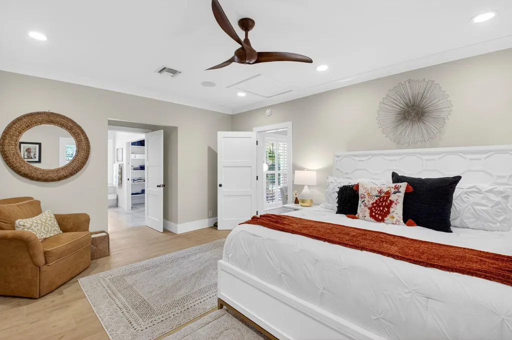 23 Dixie Boulevard Delray Beach FL 33444