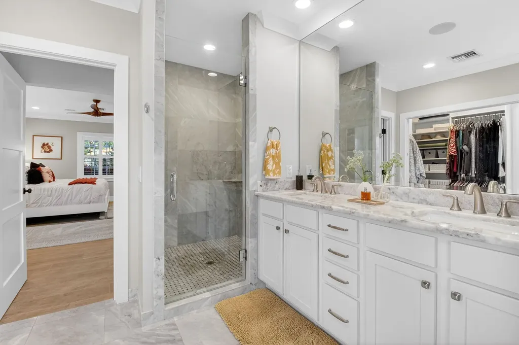 23 Dixie Boulevard Delray Beach FL 33444