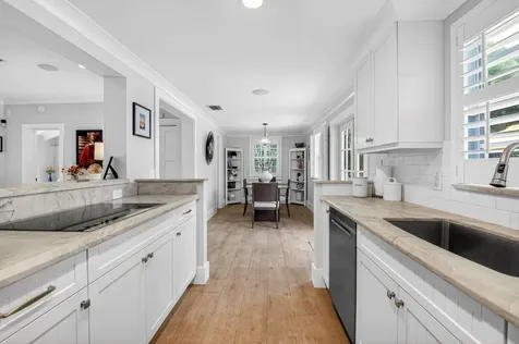 23 Dixie Boulevard Delray Beach FL 33444