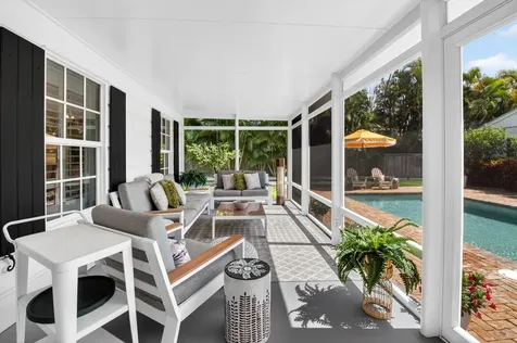 23 Dixie Boulevard Delray Beach FL 33444