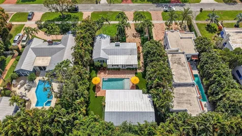 23 Dixie Boulevard Delray Beach FL 33444