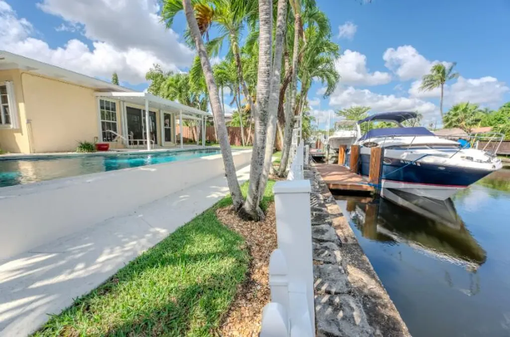 1625 SW 5th Court Fort Lauderdale FL 33312