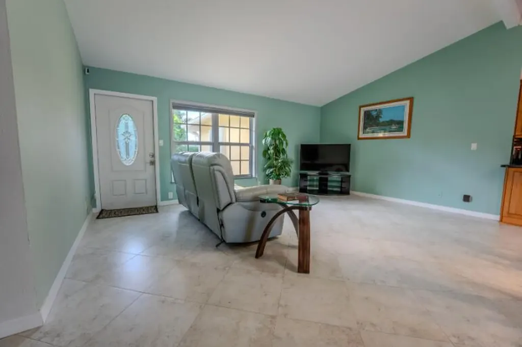 1625 SW 5th Court Fort Lauderdale FL 33312