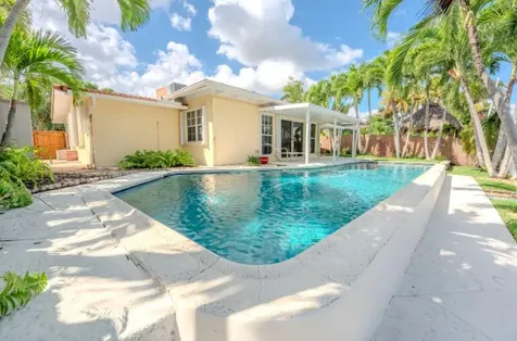 1625 SW 5th Court Fort Lauderdale FL 33312