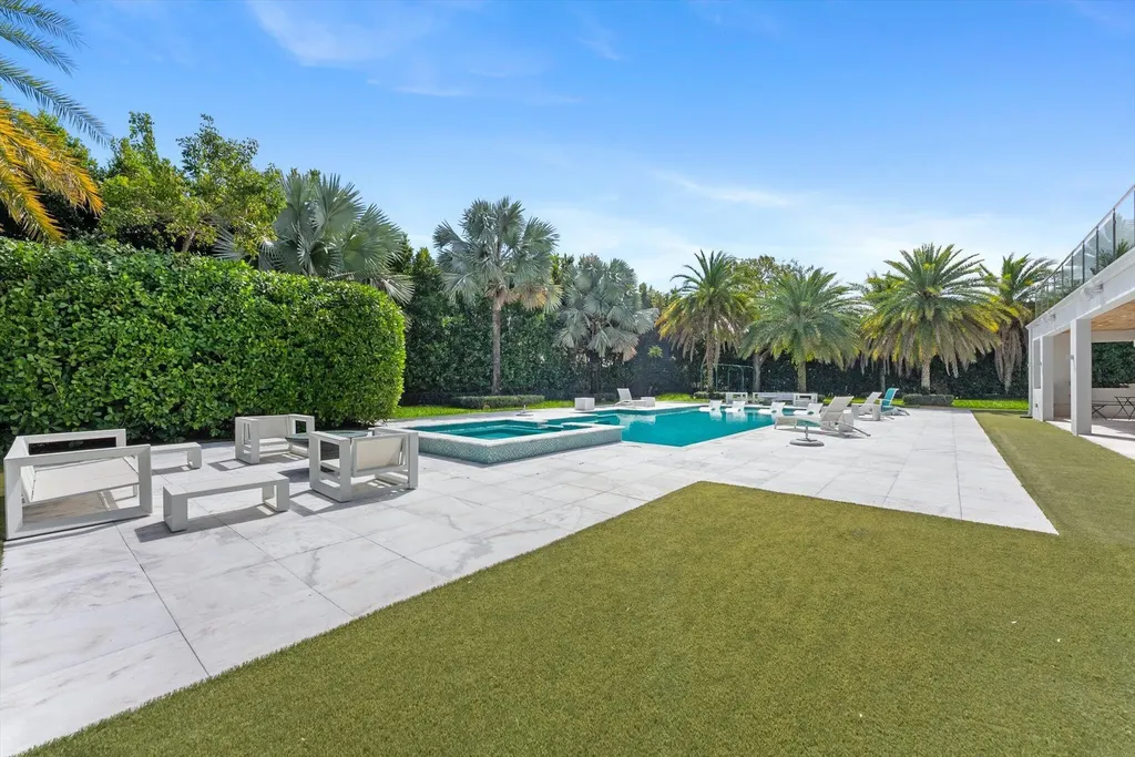 17552 Fieldbrook Circle E Boca Raton FL 33496