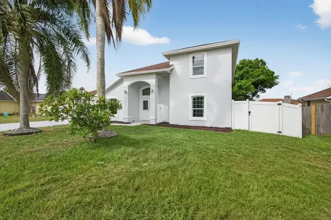 3251 SE Pinto Street Port St Lucie FL 34984