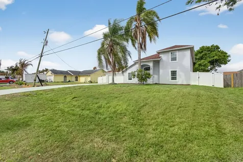 3251 SE Pinto Street Port St Lucie FL 34984