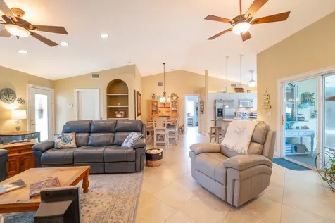 2280 SE Longhorn Avenue Port St Lucie FL 34952